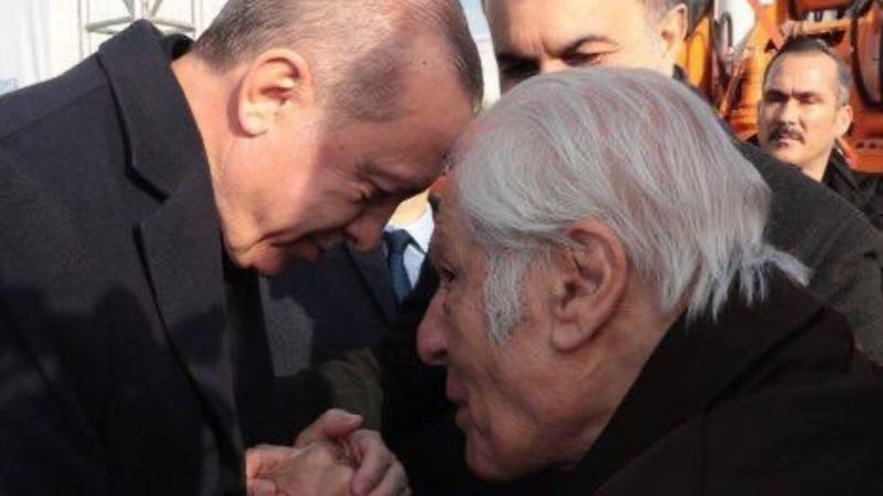 AK Parti Sözcüsü Ömer Çelik, ölüm yıl dönümünde Nuri Pakdil'i andı