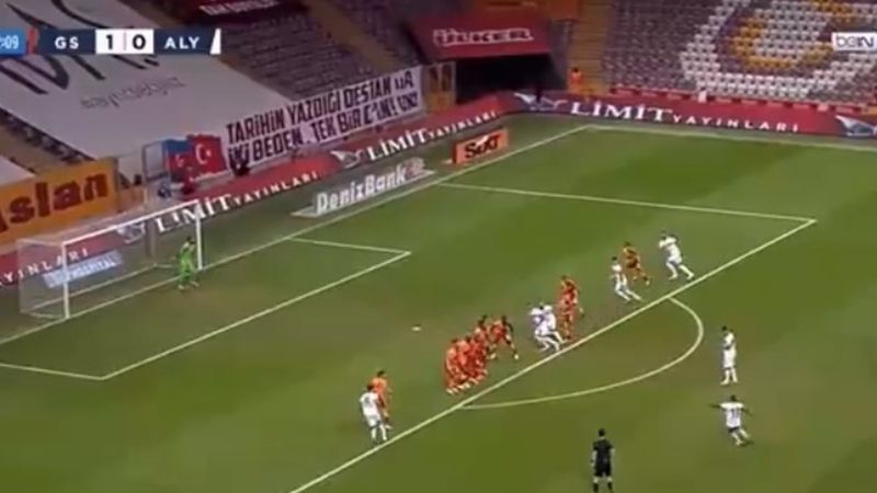 Babacar'dan Galatasaray'a müthiş frikik golü
