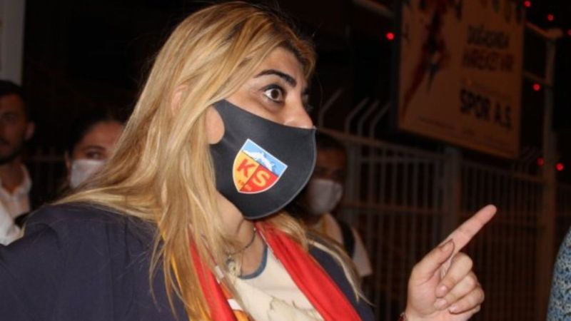 Kayserispor: Berna Gözbaşı'nın locasına saldırıldı