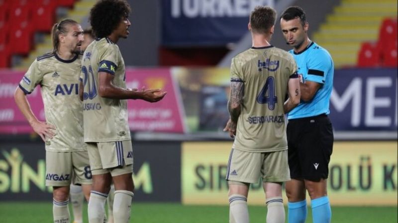 Hakem raporunda yer almayan Serdar Aziz'e ceza yok