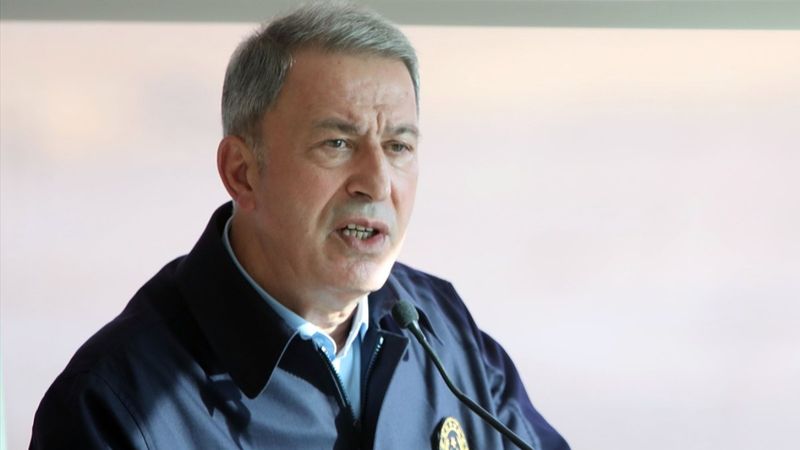 Hulusi Akar: Mehmetçik, 'girilemez' denilen yerlere girdi