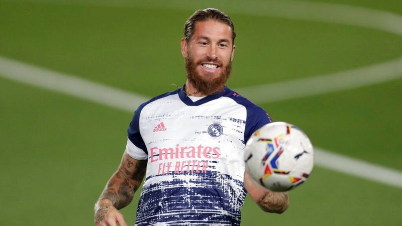 Sergio Ramos Barcelona maçında sahada