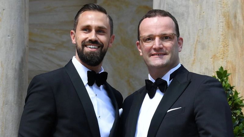 Almanya Sağlık Bakanı Jens Spahn'ın kocası Daniel Funke koronavirüse yakalandı