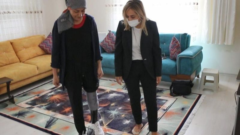 4. kattan düşen kadın, 5 yıl sonra ilk adımı atmanın mutluluğunu yaşadı