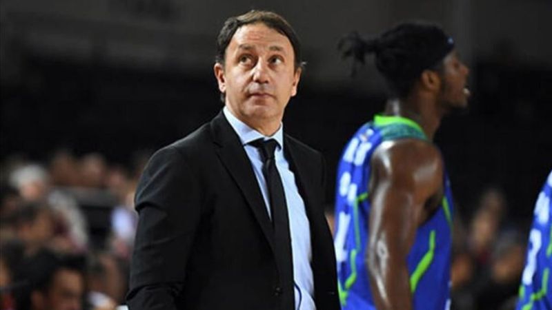 TOFAŞ Başantrenörü Orhun Ene istifa etti