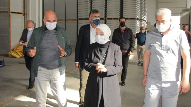 AK Partili Çalık: Türkiye'nin doğusundan batısına birçok şehirde yatırımlar sürüyor