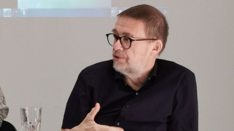 Karaköy'de ölü bulunan ABD'li gazeteci Andre Vltchek'in davasında takipsizlik kararı çıktı