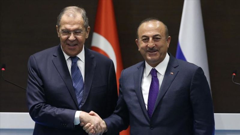 Mevlüt Çavuşoğlu, Rus mevkidaşı Sergey Lavrov ile görüştü