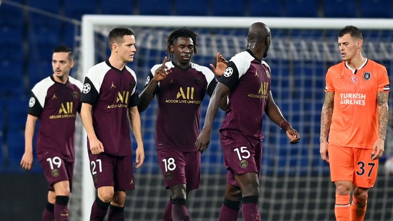 Başakşehir, sahasında PSG'ye yenildi