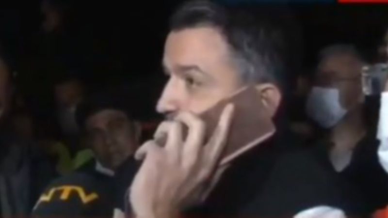 Bakan Bekir Pakdemirli'nin küçük depremzede ile konuşması