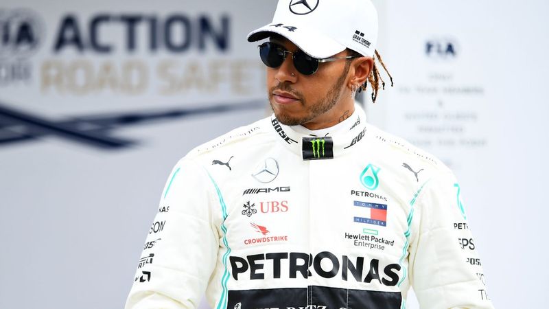 Lewis Hamilton'dan deprem paylaşımı