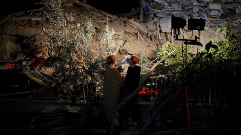 İzmir'de umut sessizliği