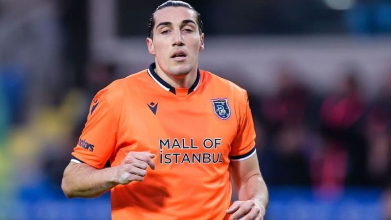 Enzo Crivelli sakatlandı