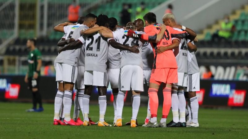 Beşiktaş-Yeni Malatyaspor maçının ilk 11'leri