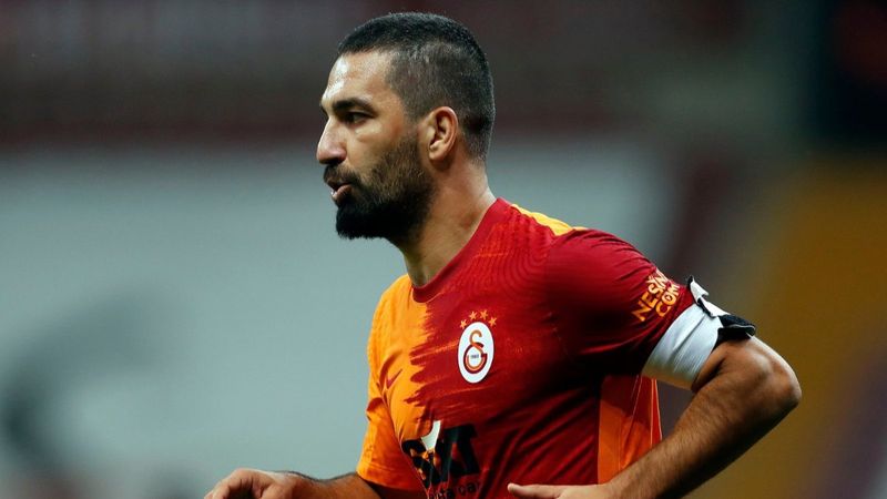 Arda Turan'ın performansı övgü aldı