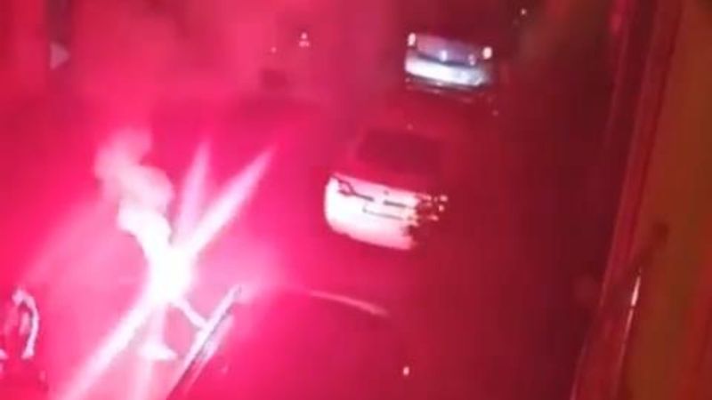 Bağcılar'da asker eğlencesi düzenleyip, konvoy yaptılar