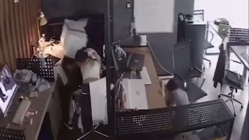 İzmir depremi, bir reklam ajansının kameralarına yansıdı