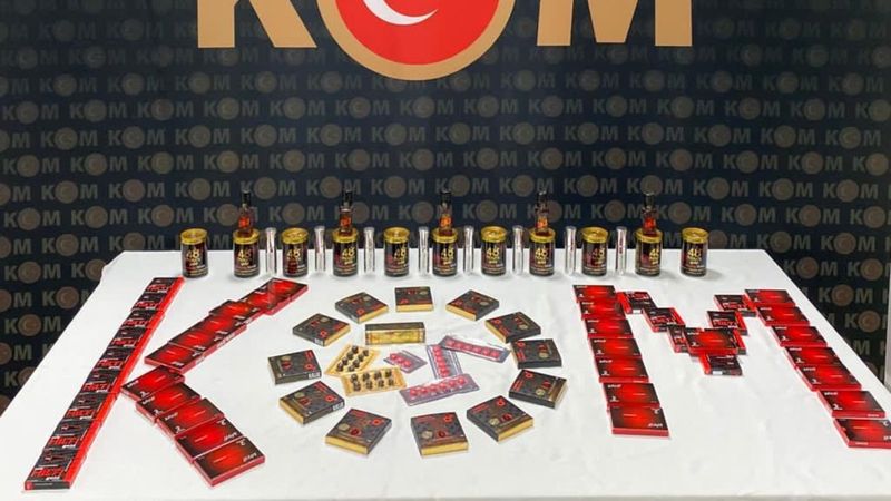 Karabük'te kaçakçılık operasyonunda cinsel içerikli ürünler ele geçirildi