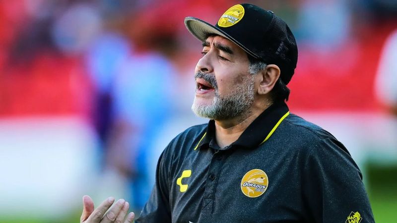 Ameliyat edilen Diego Maradona'nın sağlık durumu