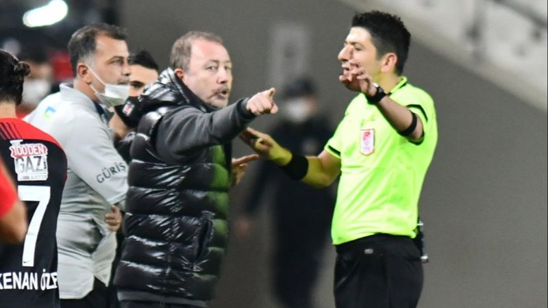 Sergen Yalçın: Welinton çıkınca bireysel hatadan gol yedik