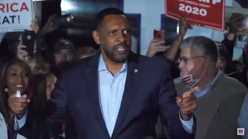 Cumhuriyetçi Meclisi Üyesi Vernon Jones: Ateş açmaya hazırlanıyoruz