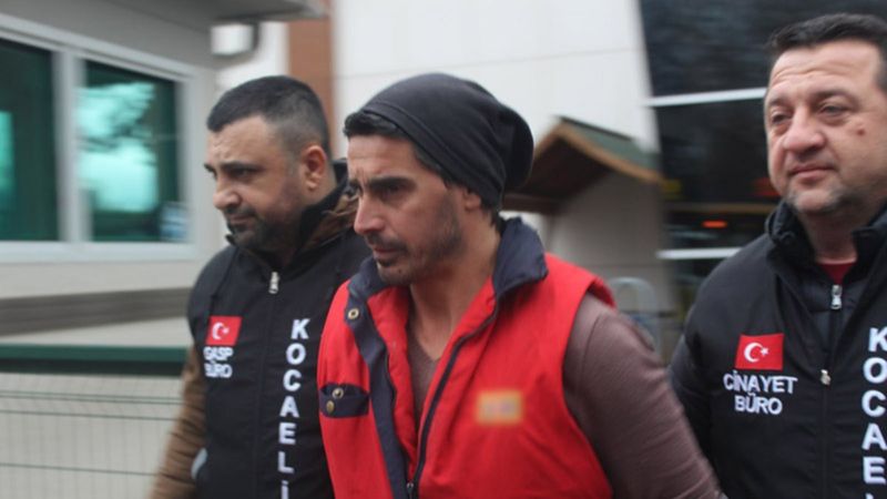 Kocaeli’de kahvesine extacy hap koyarak kadını zehirleyip, zorla ilişkiye girdiler