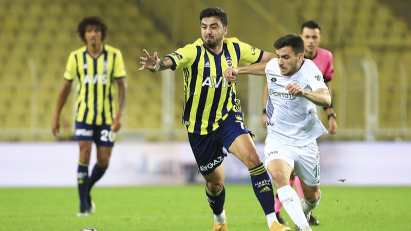 Konyaspor'a yenilen Fenerbahçe ilk mağlubiyetini aldı