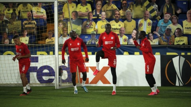 Sivasspor'un 4 futbolcusuna milli davet