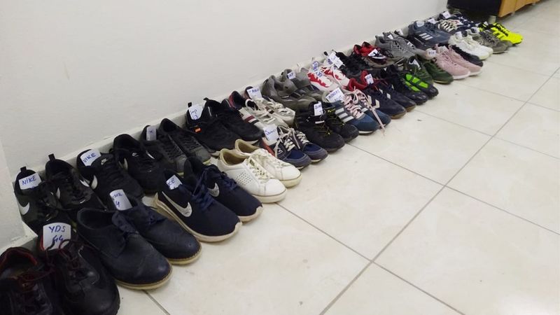 Manisa'da apartmandan 35 çift ayakkabı çalan zanlı tutuklandı