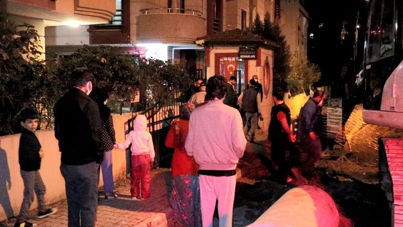 Kocaeli'de doğalgaz boru hattında çatlak meydana geldi