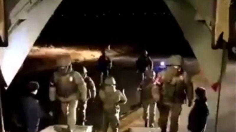 Rus barış gücü Karabağ'a gitmeye başladı