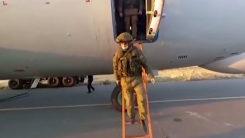 Rus Barış Gücü'nün Dağlık Karabağ'a sevkiyatı devam ediyor