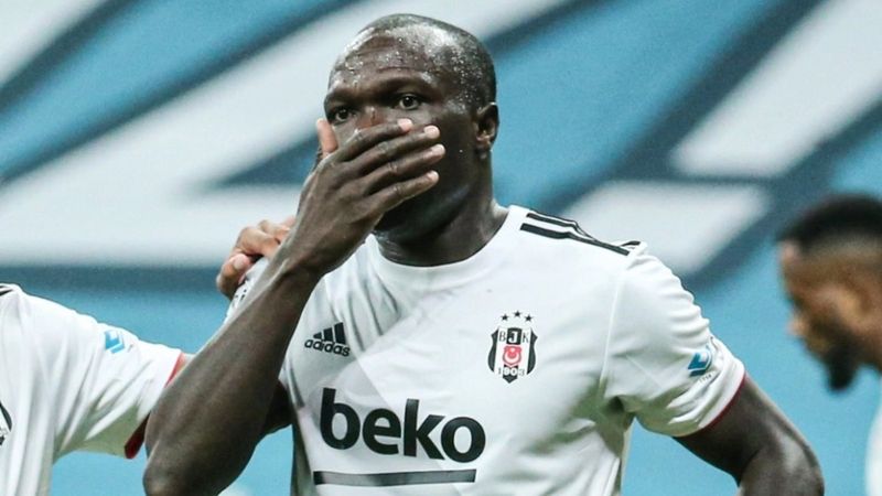 Beşiktaş'ta elde 13 futbolcu kaldı