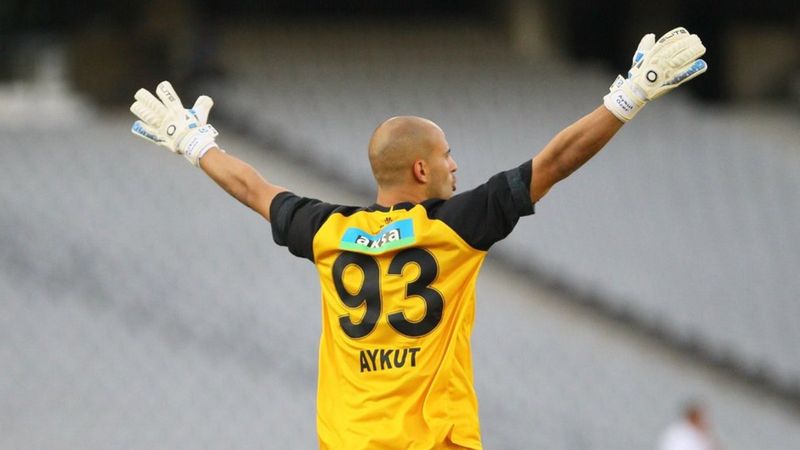 Beşiktaş, Aykut Özer'i gündemine aldı