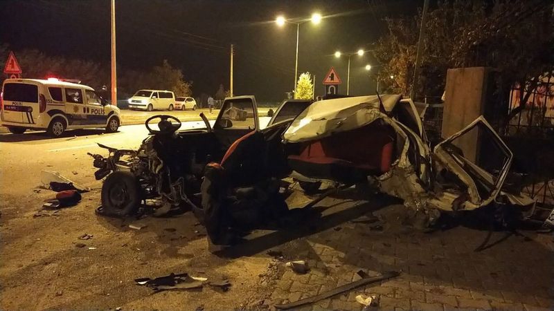 Çorum'da bir kişi kediye çarpmamak için kaza yaptı