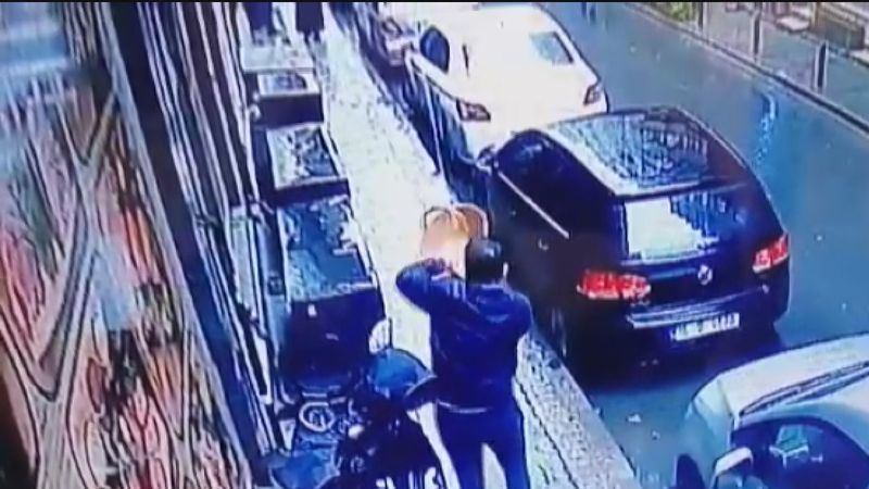 Şişli'de dede ile torununa silahlı saldırıda yeni görüntüler ortaya çıktı