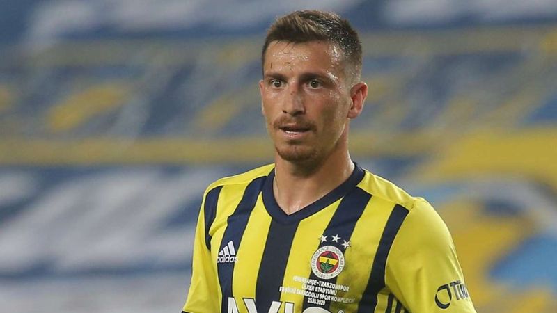 Mert Hakan'ın hedefi ilk 11