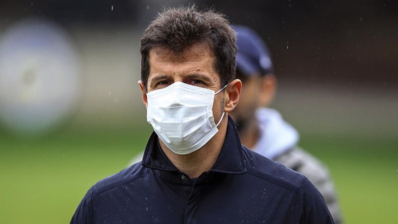 Emre Belözoğlu: Hiçbir futbolcudan maaş indirimi istemedik