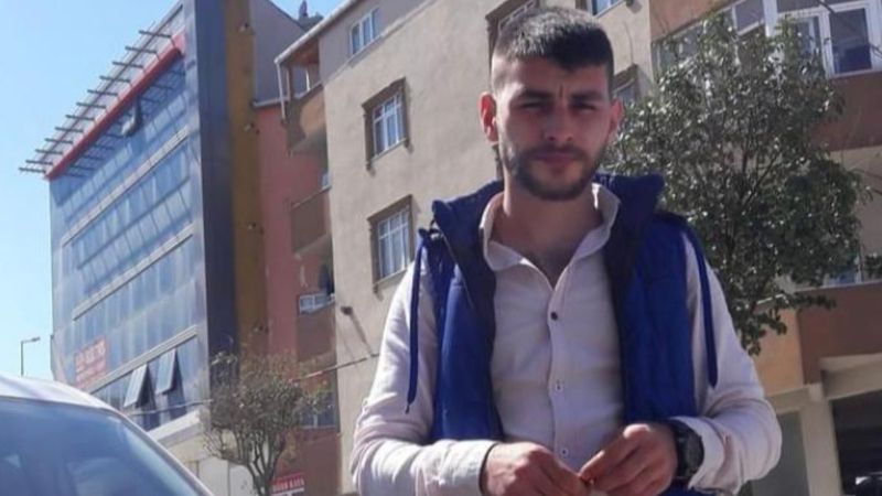 İstanbul'da arkadaşı tarafından 22 yerinden bıçaklanan genç, hayatını kaybetti