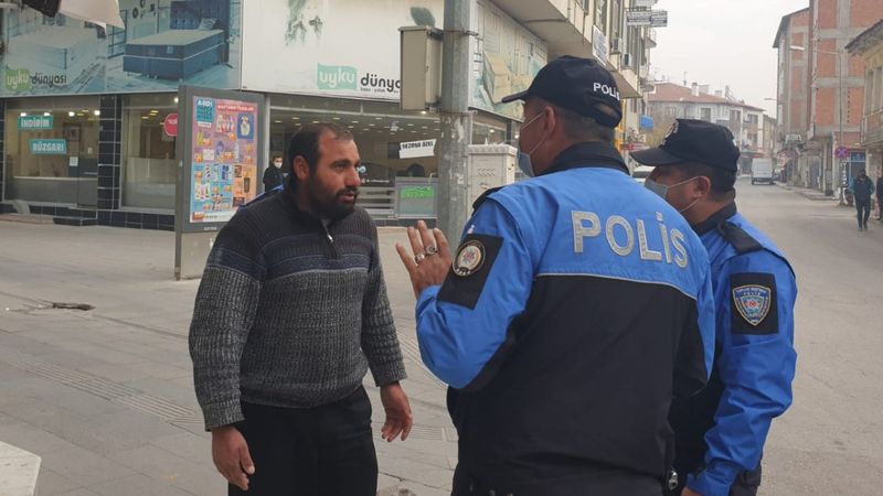 Çorum'da ceza yiyen maskesiz şahıs: Adam mı öldürdüm
