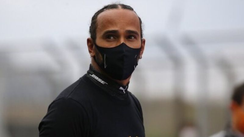 Lewis Hamilton: Ferrari ile birkaç kez görüştüm