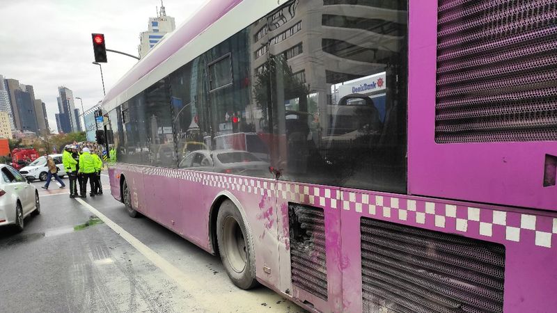 Şişli'de otobüste yangın çıktı