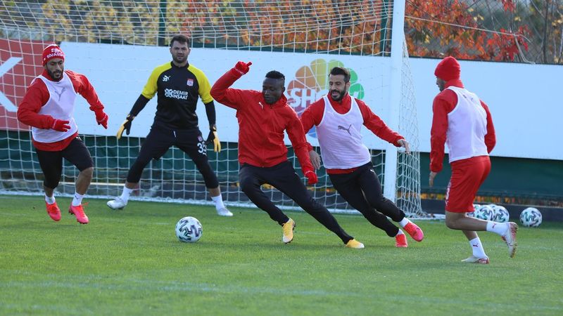 Sivasspor'da koronavirüs vakası 5'e yükseldi