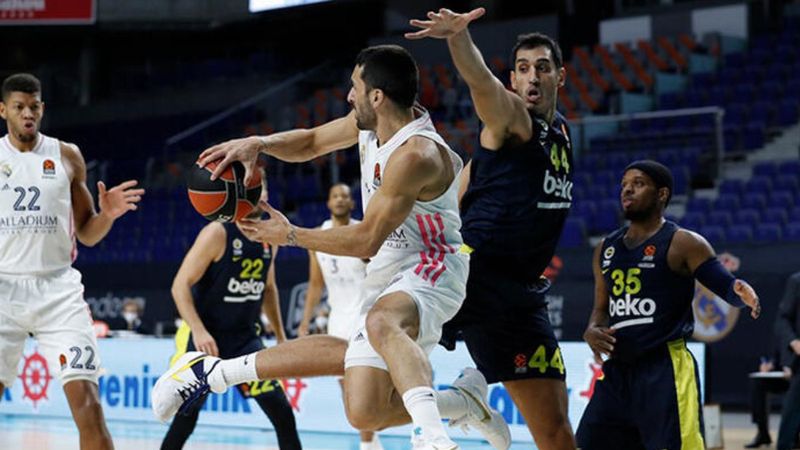 Fenerbahçe, basketbolda Real Madrid'e yenildi
