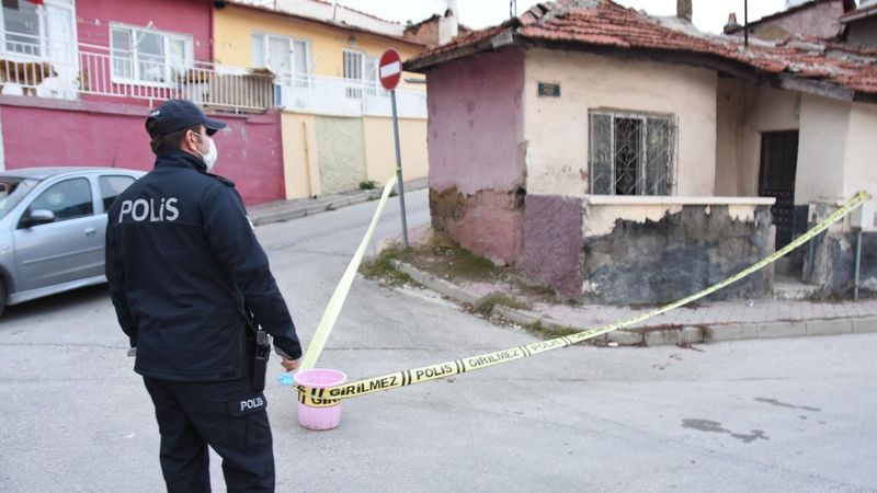 Eskişehir'de kardeşinin bıçakladığı kadın hayatını kaybetti