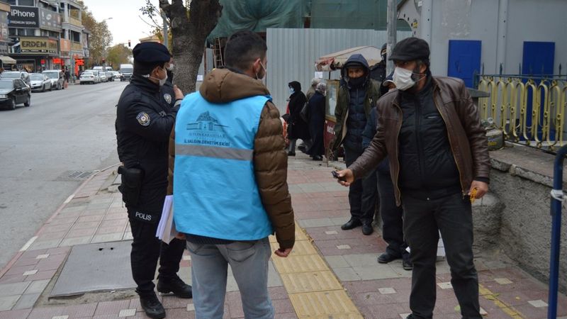 Sokağa çıkma yasağına uymayan 9 bin 583 kişiye işlem yapıldı