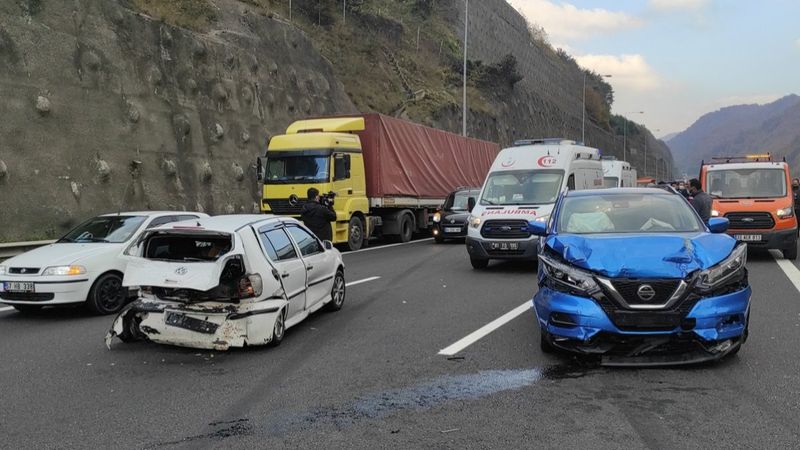Düzce'de kaza yerinden canlı yayın yaptılar