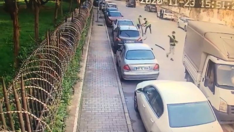 Bakırköy'de işçi gibi giyinip 2 bin 200 metre kablo çaldılar