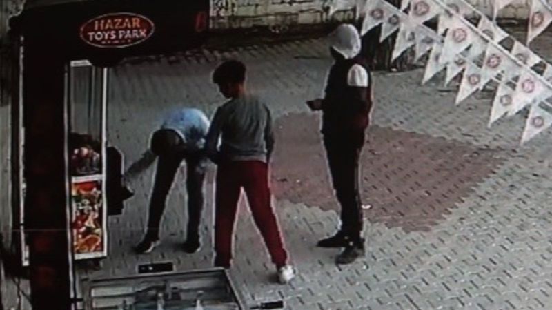Osmaniye’de hırsızlar, oyun makinesindeki bozuk paraları çaldı