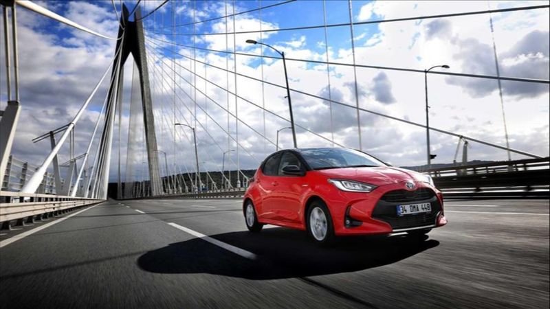 Yeni Toyota Yaris Türkiye'de satışa çıktı: İşte fiyatı